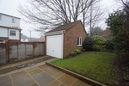 2 bedroom semi-detached house to rent - Photo 2