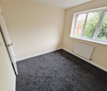 4 bedroom detached house to rent - Photo 5