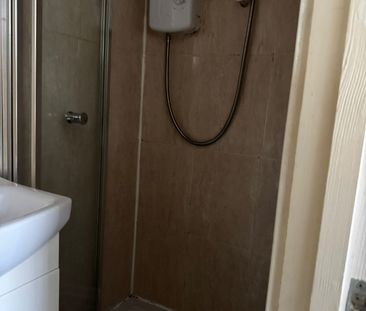 1 Bed Flat, Rosebery Avenue, N17 - Photo 4