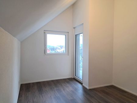 New 2.5-room apartment on the 2nd floor with shared garden - Photo 2