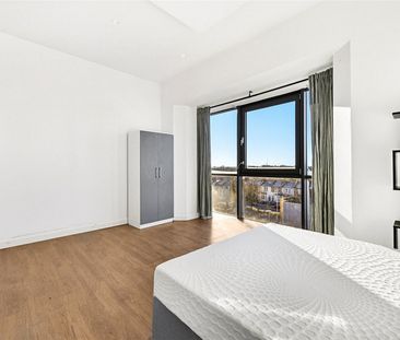 Vantage House, Wier Road, SW19 flat to rent - Photo 4