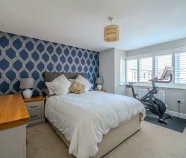 Waring Crescent, Aylesbury, Aston Clinton - Photo 5