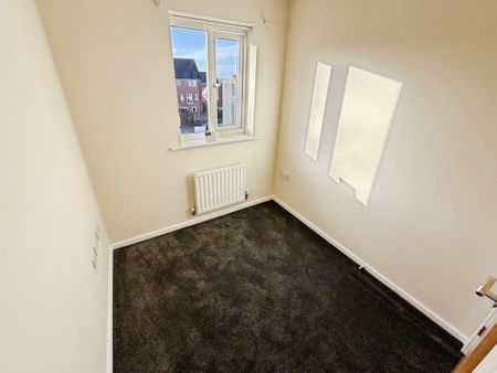 5 bedroom semi-detached house to rent - Photo 4