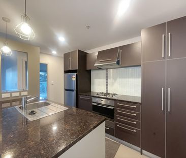 Spacious 2 bedroom apartment next to St Lukes mall - Photo 5