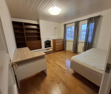 Lilla Hagvägen, Upplands Väsby - Foto 3