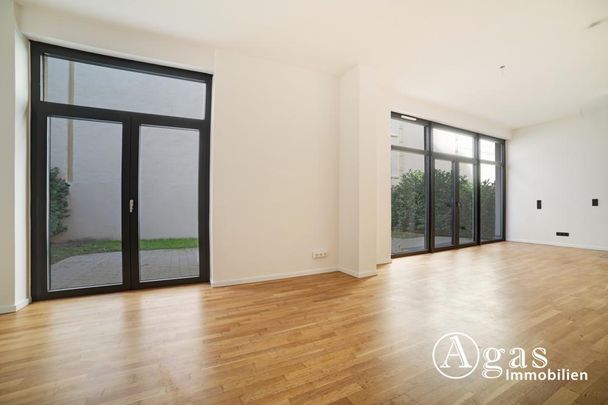 TEILGEWERBLICH MÖGLICH! Luxuriöses Townhouse mit 5 Zimmern und Dachterrasse auf über 300m² in Mitte! - Foto 1