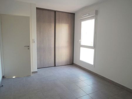 Location appartement 2 pièces, 42.82m², Nîmes - Photo 2