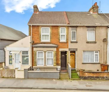 3 bedroom terraced house to rent - Photo 6