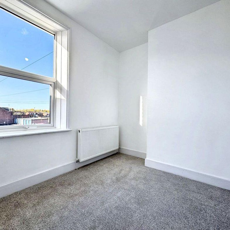 3 bed terraced house to rent in NE31 - Photo 1