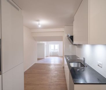 Elegant 2.5-room apartment with balcony - Foto 1
