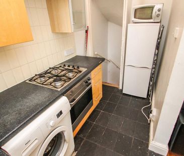 3 bedroom terraced house to rent - Photo 6