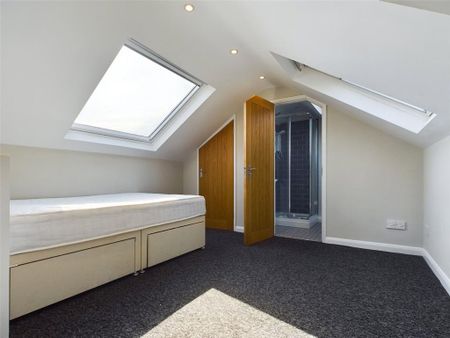 3 bedroom terraced house to rent - Photo 3