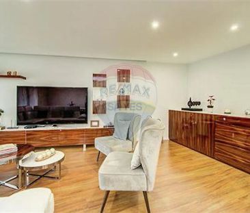 Apartment T4 in Oeiras e São Julião da Barra, Paço de Arcos e Caxias, Oeiras - Foto 1