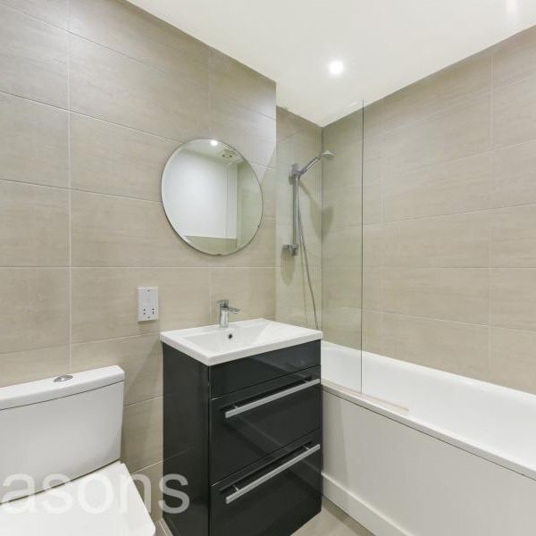 4 bedroom apartment to rent - Photo 1