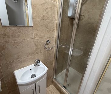 Studio Flat, Ridgway Road, LU2 - Photo 4