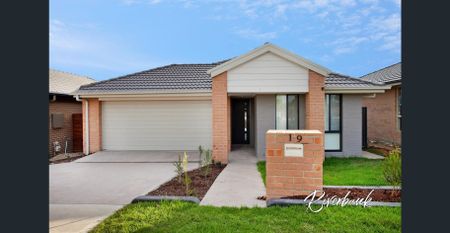 Four-Bedroom Home in a Welcoming Location - Photo 5