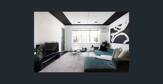 Spacious, Light-Filled 2-Bed Apartment in Kew - Photo 1