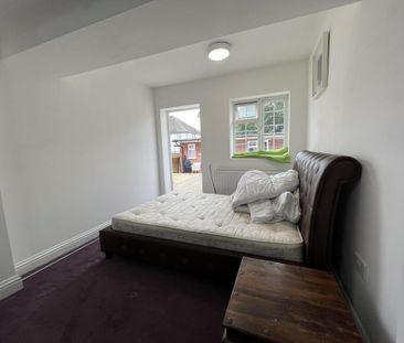 5 bedroom house share to rent - Photo 5