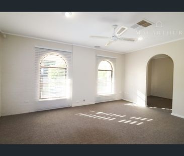 Popular Location - Photo 3