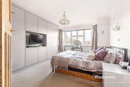 Friars Avenue, Whetstone, London, N20 - Photo 2