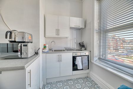 Saint David's Road North - Photo 3