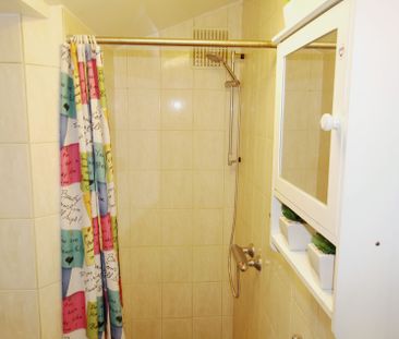 Flat 5, 23 The Avenue, Lincoln, - Photo 4