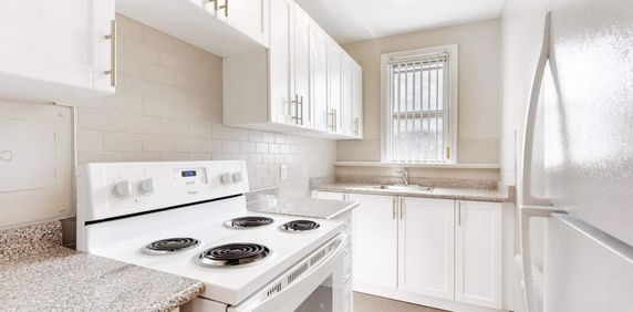 Engelhart Apartments - Photo 2