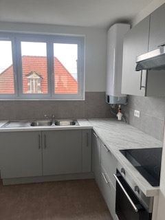 Grand et charmant appartement type 3 de 66m2 à Sainte-Savine - Photo 1