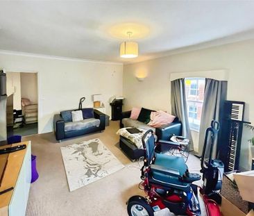 2 bedroom flat to rent - Photo 4