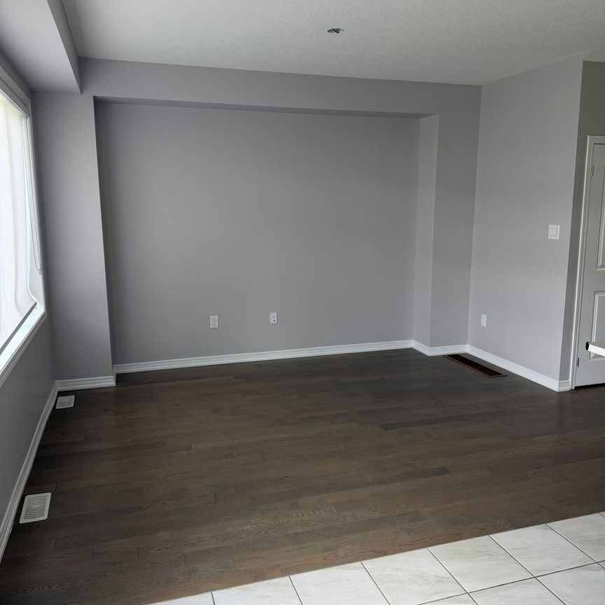 For Lease - 8273 Tulip Tree Drive Unit# 31, Niagara Falls, Ontario - Photo 1
