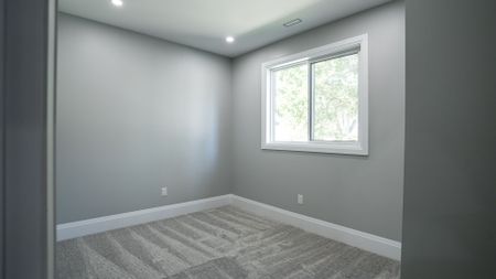 For Lease - 309 Nelson Street, Brantford, Ontario - Photo 3