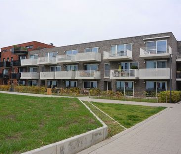 Appartement met ondergrondse autostandplaats en kelderberging. - Photo 2