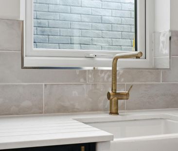 2 bedroom end of terrace house to rent - Photo 4