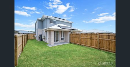 Modern 3 Bedroom 2 Storey Duplex - Photo 5