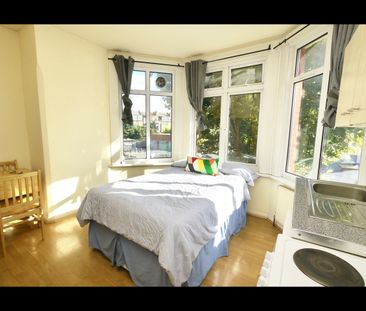 1 Bed Detached House, Anson Road, NW2 - Photo 2