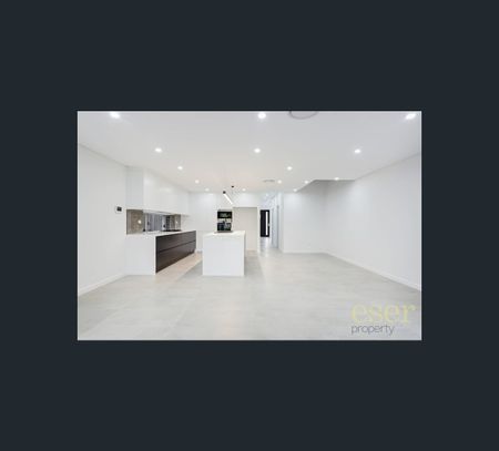 2B Linwood Street, Guildford, NSW 2161 - Photo 3