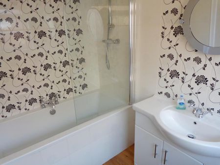 2 bedroom bungalow to rent - Photo 5