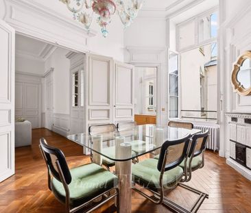 Appartement • Saint Germain des Prés - Photo 3