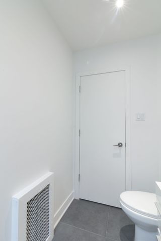 2105 Chomedey Street - Photo 5