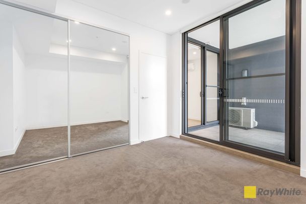 Modern 2 Bedroom Apartment in Prime Blacktown Location - Photo 1