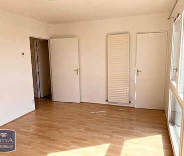 Location Appartement 1 pièce 30m² NIORT 79000 - Photo 2