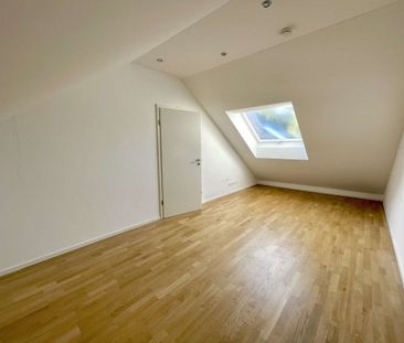 HEGERICH: Ruhig gelegene Dachgeschosswohnung in Hadern - Foto 3