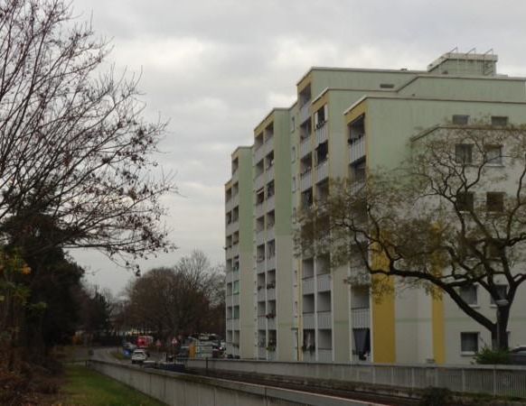 Das Glück hat ein Zuhause: ansprechende 3-Zimmer-Wohnung - Foto 1