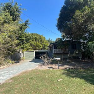 Prime House in Redcliffe - Photo 2