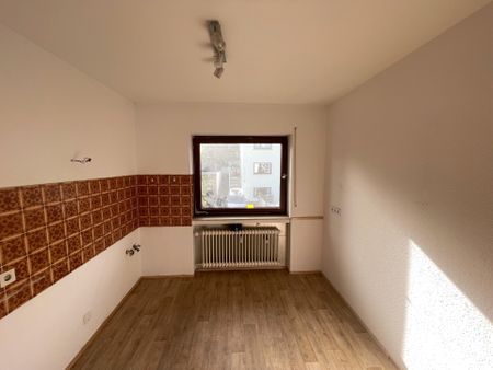 Helle 3-Zimmer-Wohnung mit Balkon und Garage - Photo 4