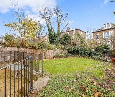 3 bedroom flat to rent - Photo 5