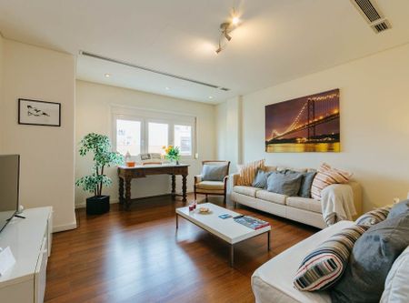 Avenida de Roma, Lisbon, Lisbon 1000-264 - Photo 3