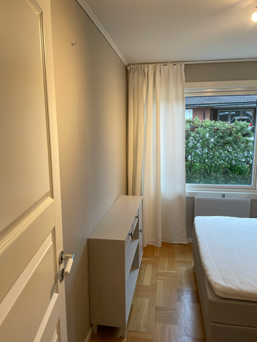 Gamla Hägernäsvägen, Täby - Photo 2