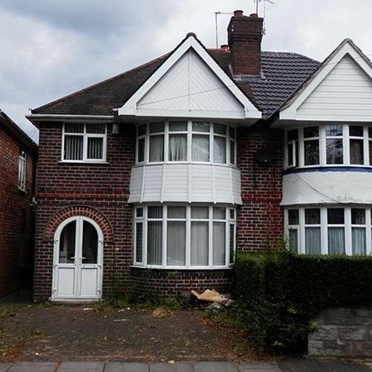 Woodford Green Road, Hall Green, Birmingham, B28 - Photo 1