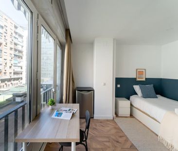 Paseo de la Castellana, Madrid, Community of Madrid 28046 - Photo 3